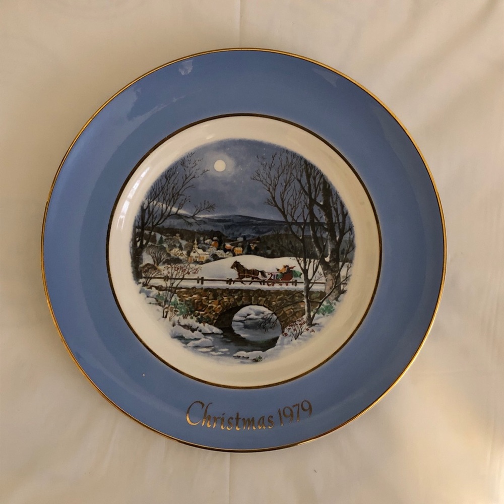 “Dashing through the snow” Christmas Plate 1979